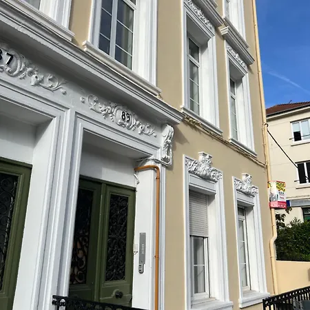 Au Pied Des Remparts דירה